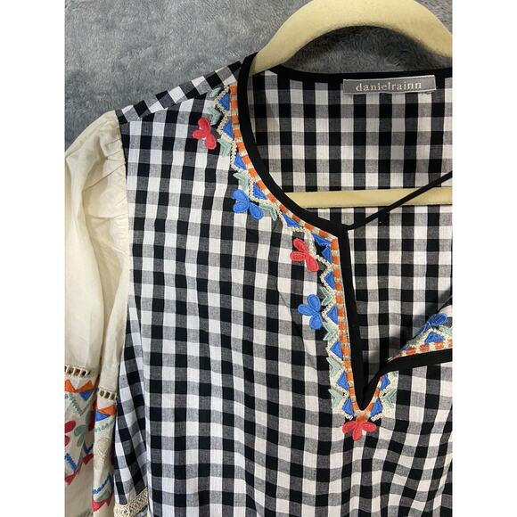 Anthropologie Daniel Rainn Penelope M Embroidered Top Floral Boho Dainty Vented - Picture 4 of 11